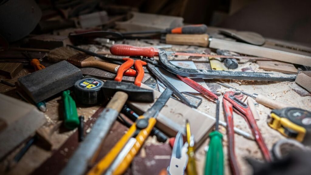 Best Tools Every DIY Beginner Needs in 2026