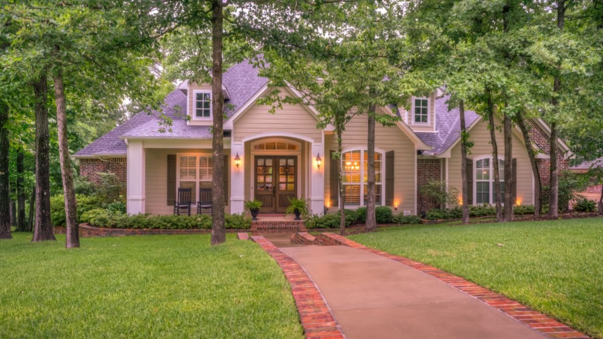 how to increase home value before selling