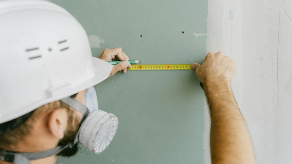 how to fix cracks around window frames